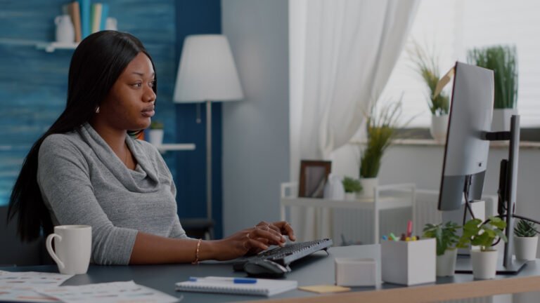Skills You Can Learn Online to Make Money in Nigeria in 2026 (No Degree Needed)