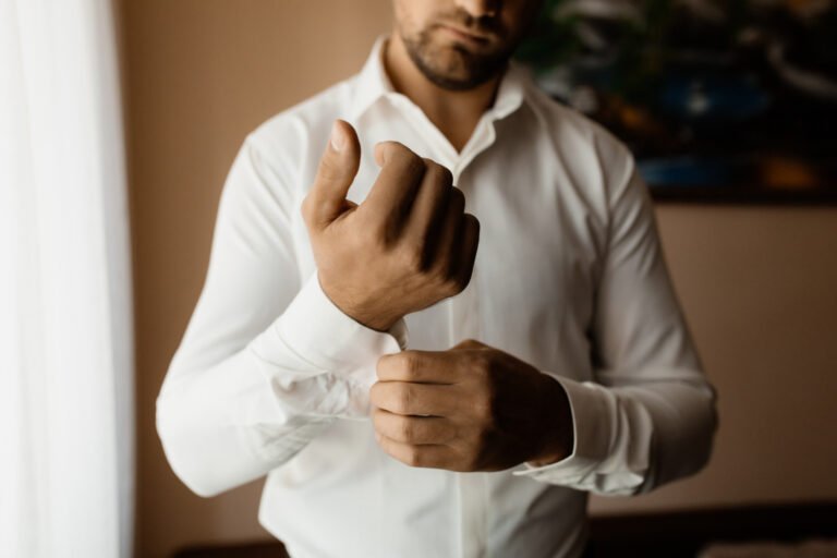 7 Rules for Getting Your Shirt Fit Right (No Tailor Needed)